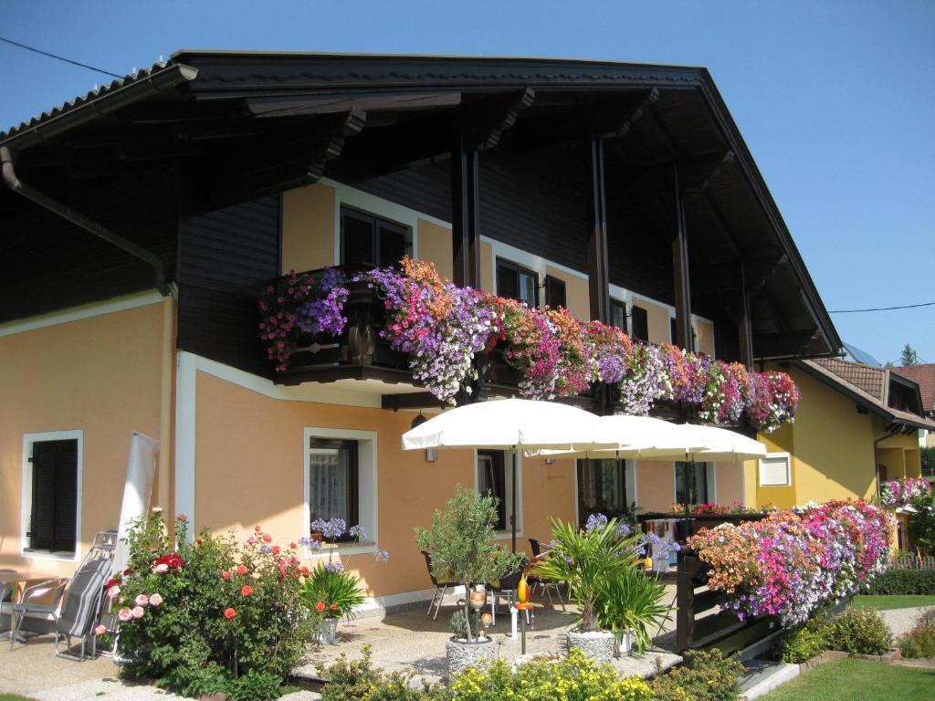 Gaestehaus Stroitz Drobollach am Faakersee Ngoại thất bức ảnh