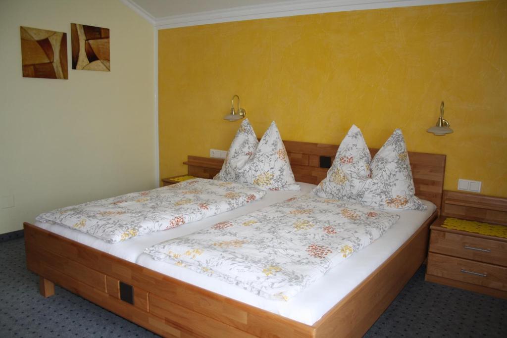 Gaestehaus Stroitz Drobollach am Faakersee Phòng bức ảnh